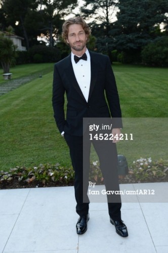 145224211-gerard-butler-attends-the-2012-amfars-cinema-gettyimages.jpg