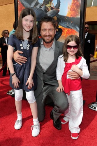 with neices Sarah (L) and Neimh (R).jpg