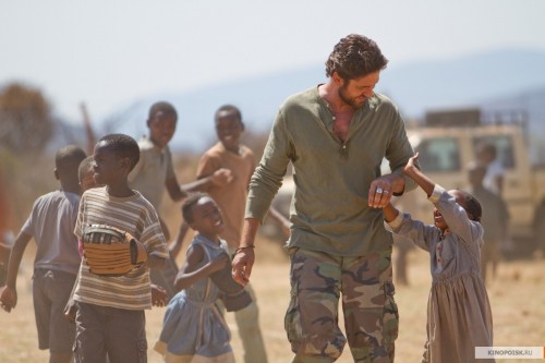 kinopoisk.ru-Machine-Gun-Preacher-1681002.jpg