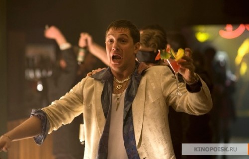 kinopoisk.ru-The-Take-1705256.jpg