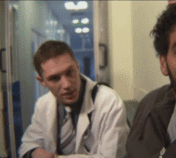 tumblr_mh2zx7tlnO1qe5f96o7_r1_250.gif