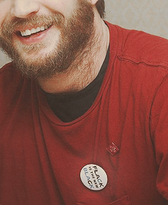tumblr_ml4400yxRD1r9etxzo2_250.png
