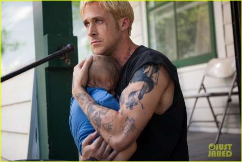ryan-gosling-shirtless-in-place-beyond-the-pines-exclusive-still-04.JPG