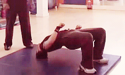 tumblr_mb300cUegI1qfjg8so7_250.gif