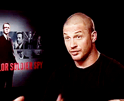 tumblr_lry1e37sUE1qcic7yo2_250.gif