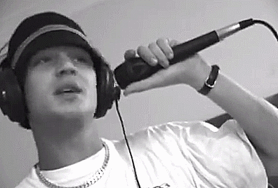 tumblr_n1gtquQB3N1qe5f96o1_400.gif