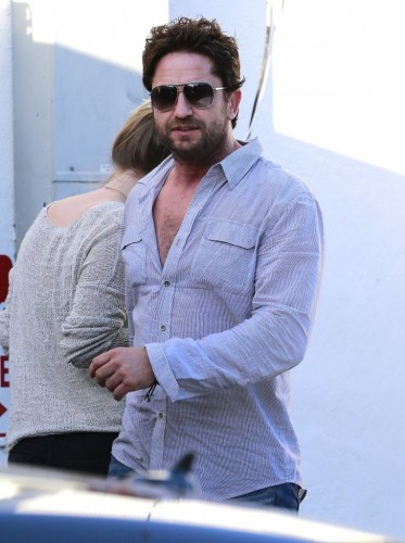 Gerard+Butler+Gerard+Butler+Visits+Salon+Benjamin+8ztDr5uuuP-x.jpg