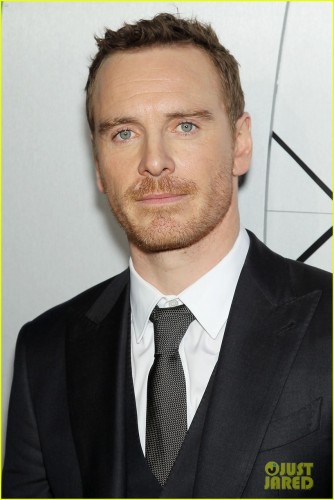michael-fassbender-james-mcavoy-x-men-premiere-17.JPG
