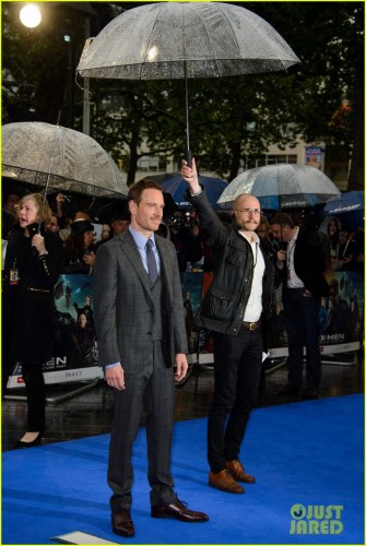 michael-fassbender-james-mcavoy-x-men-london-premiere-12.jpg