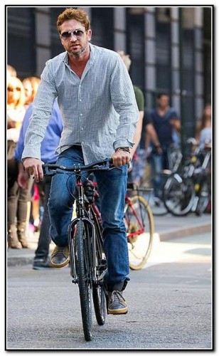 gerard-butler-435.jpg