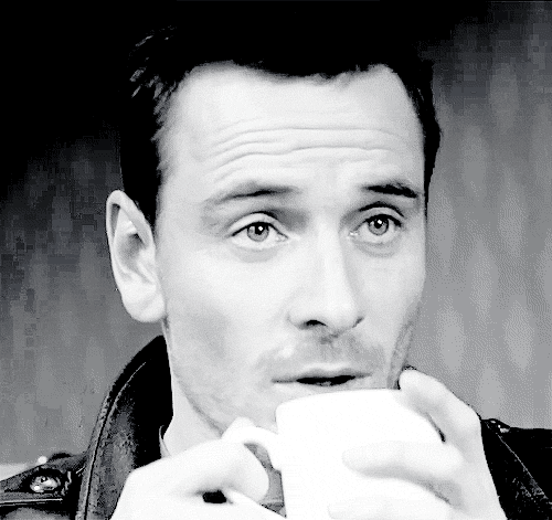 tumblr_na7s8mNXpH1tjv8nco1_500.gif