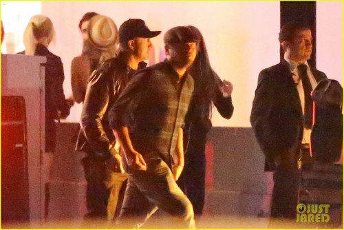 leonardo-dicaprio-goes-out-after-his-oscar-win-06.jpg