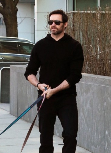 Hugh+Jackman+Hugh+Jackman+Walks+Dogs+NYC+4PMUWrODAf9l.jpg