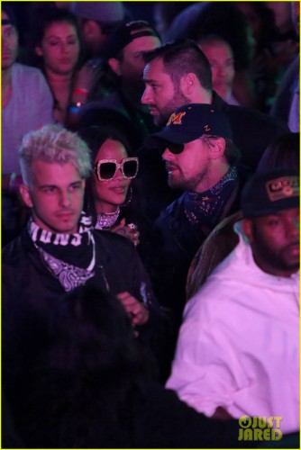 rihanna-leonardo-dicaprio-meet-up-at-coachella-neon-carnival-01.jpg