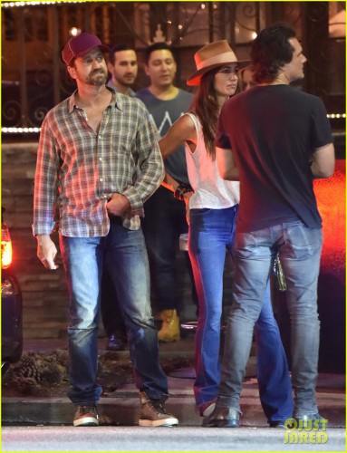 gerard-butler-morgan-brown-hang-out-with-his-friend-len-wiseman-03.jpg