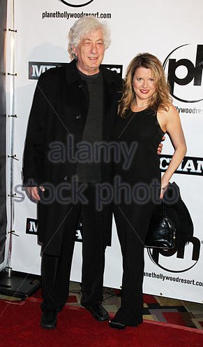 avi-lerner-heidi-jo-markel-las-vegas-premiere-of-the-mechanic-held-ce2t2n.jpg