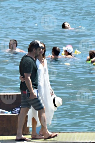 prev_watermarked0_57651114.jpg