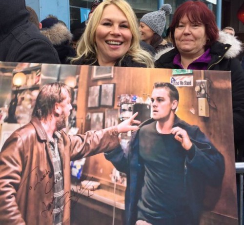 _92480744_leoautograph.jpg