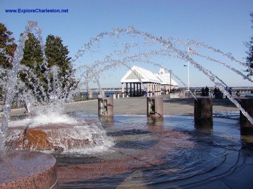 Waterfront_Park_Fountain_1280x960.jpg