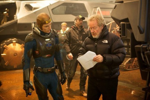 Ridley-Scott-and-Michael-Fassbender-on-Prometheus-set-696x464.jpg