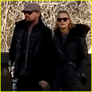 leonardo-dicaprio-nina-agdal-hold-hands-during-central-park-stroll.jpg