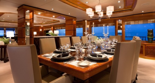 Superyacht-IMPROMPTU-Formal-dining.jpg