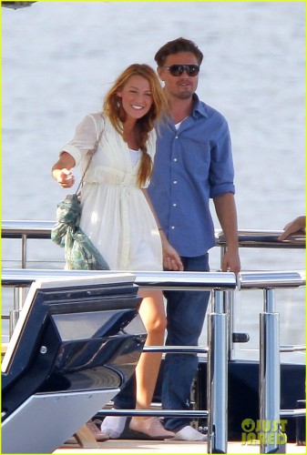 blake-lively-ahead-of-curve-leonardo-dicaprio-05.jpg