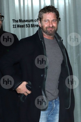 prev_watermarked0_75152121.jpg