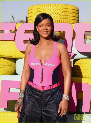 rihanna-fenty-puma-coachella-party-09.jpg