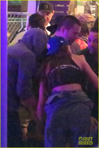 leonardo-dicaprio-camila-morrone-coachella-20.jpg