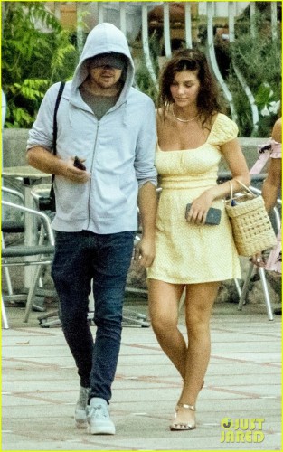 позlfriend-camila-couple-up-vacation-01.jpg
