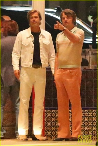 brad-pitt-leonardo-dicaprio-set-02.jpg
