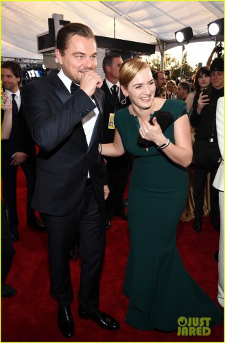 leonardo-dicaprio-kate-winslet-sag-awards-2016-05.jpg