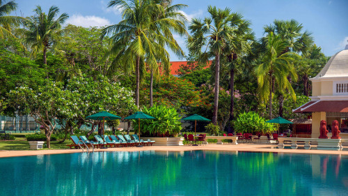 RGA-574790-EX-Pool_P6-Pool-View.jpg