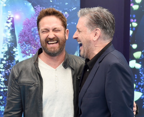 Gerard+Butler+Universal+Pictures+DreamWorks+n_QLLHOWO6rx.jpg