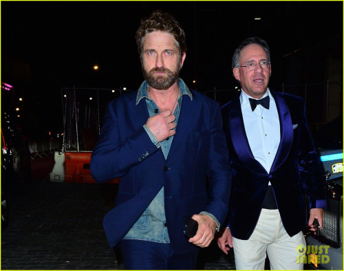 gerard-butler-met-gala-2019-after-party-04.jpg
