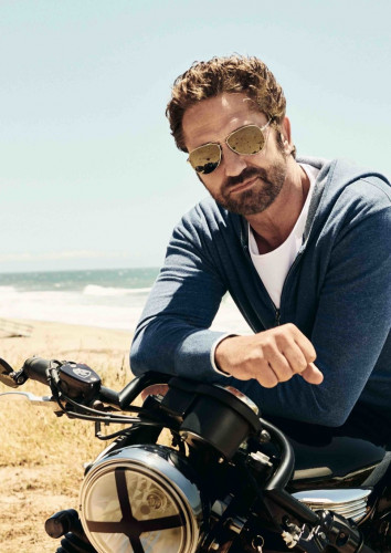 Gerard-Butler-2019-OLYMP-Campaign-005.jpg