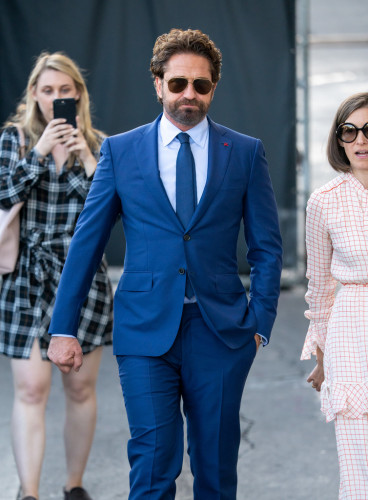 Gerard+Butler+Gerard+Butler+Kimmel+_-_xJ5JNaMQx.jpg