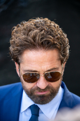 Gerard+Butler+Gerard+Butler+Kimmel+eAMd40MiCDNx.jpg