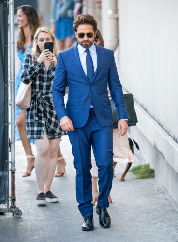 Gerard+Butler+Gerard+Butler+Kimmel+8SuXMVY1R19x.jpg