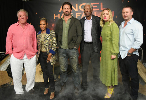 Gerard+Butler+Gerard+Butler+Attends+BUILD+3_RhAZXGL-Sx.jpg
