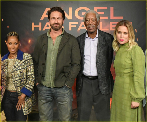 gerard-butler-jada-pinkett-smith-angel-has-fallen-photo-call-08.jpg