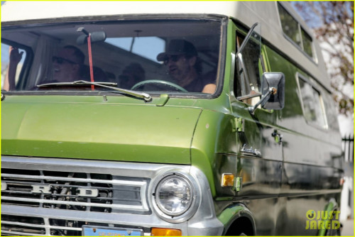 gerard-butler-test-driving-vintage-van-morgan-brown-48.jpg