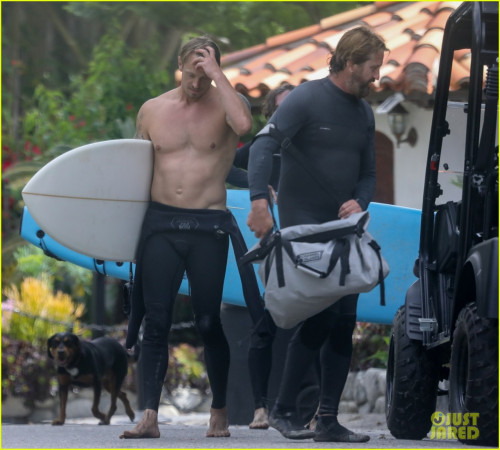 gerard-butler-goes-shirtless-surfing-with-gerard-butler-01.jpg