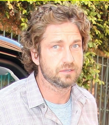 gerard-butler-medical-office-04[1].jpg