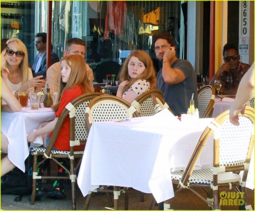 gerard-butler-opens-up-about-rehab-03.jpg