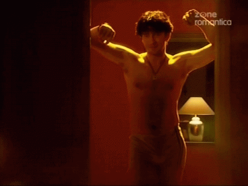 Lucy Sullivan Is Getting Married 1x02 (1).gif