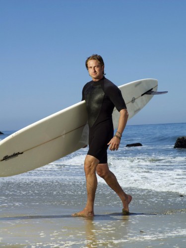 8.Gerard-Butler-768x1024.jpg