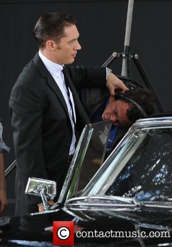 tom-hardy-legend-film-set_4287739.jpg