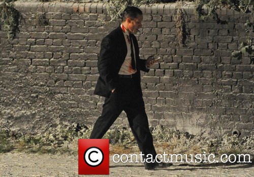 tom-hardy-filmset-of-new-gangster-movie_4300662.jpg